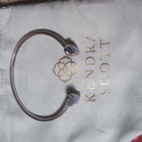 Kendra Scott Edie Cuff Bracelet in Slate Cat's Eye - Picture 3 of 6